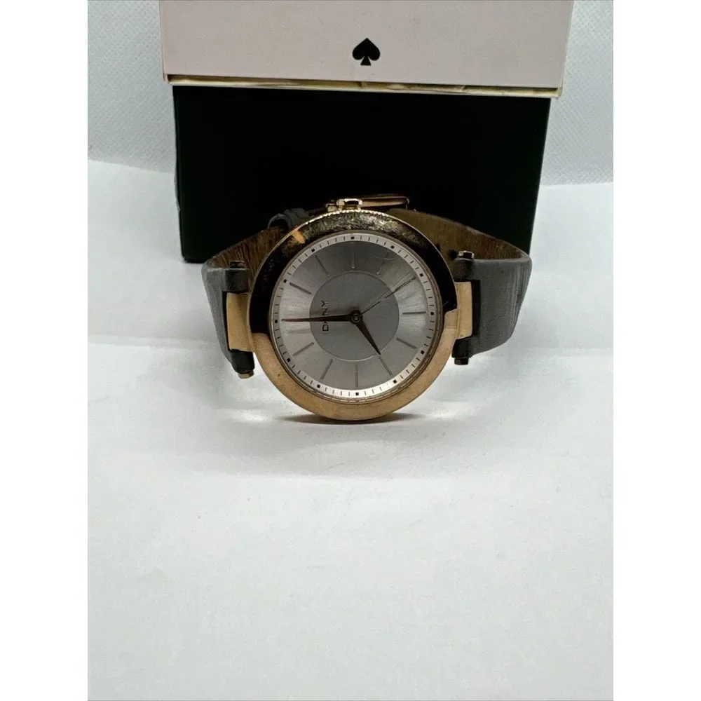 DKNY Stanhope NY-2296 Women's Grey Leather Analog Dial Quartz Wrist Watch JNA171